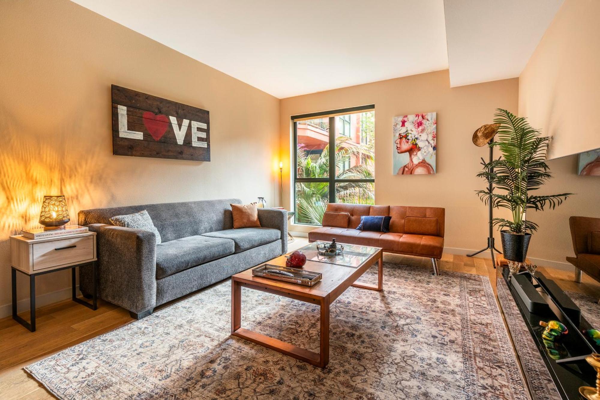 2br Hollywood Walk Luxury Appartamento